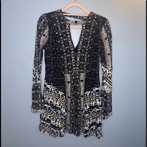 Free People OB565632 Tegan Border Printed Mini Dress in Black Size 4 - Picture 3 of 14
